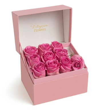 Lilyana Flowers - Dikdörtgen Kadife Küçük Pembe Kutuda  Pembe Gül