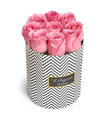 Lilyana Flowers - Zebra Desenli Kutuda Pembe Gül