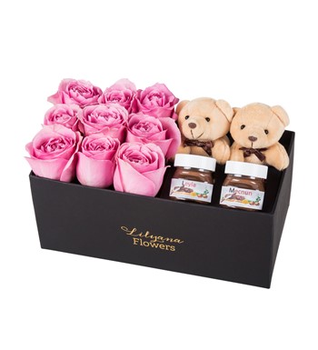 Lilyana Flowers - Dikdörtgen Siyah Kutuda Nutellalı Ayıcıklı Pembe Gül